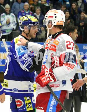 Eishockey ICE Bundesliga.  Winn2day ICE Hockey League. VSV gegen KAC.  Thomas Vallant  (VSV),  Thomas Hundertpfund  (KAC). Villach am 14.11.2025.
Foto: Kuess
www.qspictures.net
---
pressefotos, pressefotografie, kuess, qs, qspictures, sport, bild, bilder, bilddatenbank