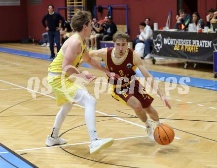 Basketball 2. Liga 2025/2026. Grunddurchgang 7. Runde.  Woerthersee Piraten gegen Traiskirchen Lions NexGen. Emilio Rozmann (Piraten),  Mykyta Bitkin (Traiskirchen). Klagenfurt, am 15.11.2025.
Foto: Kuess
---
pressefotos, pressefotografie, kuess, qs, qspictures, sport, bild, bilder, bilddatenbank