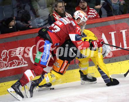 Eishockey ICE Bundesliga.  Winn2day ICE Hockey League. KAC gegen Vienna Capitals.  Mathias From  (KAC), Lorenz Lindner (Vienna Capitals). Klagenfurt am 21.11.2025.
Foto: Kuess
www.qspictures.net
---
pressefotos, pressefotografie, kuess, qs, qspictures, sport, bild, bilder, bilddatenbank