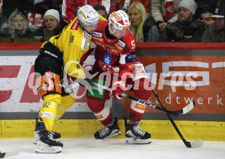 Eishockey ICE Bundesliga.  Winn2day ICE Hockey League. KAC gegen Vienna Capitals.  Tobias Sablattnig  (KAC),  Lorenz Lindner  (Vienna Capitals). Klagenfurt am 21.11.2025.
Foto: Kuess
www.qspictures.net
---
pressefotos, pressefotografie, kuess, qs, qspictures, sport, bild, bilder, bilddatenbank