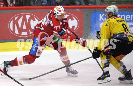 Eishockey ICE Bundesliga.  Winn2day ICE Hockey League. KAC gegen Vienna Capitals. Mathias From   (KAC),   Nelson Nogier (Vienna Capitals). Klagenfurt am 21.11.2025.
Foto: Kuess
www.qspictures.net
---
pressefotos, pressefotografie, kuess, qs, qspictures, sport, bild, bilder, bilddatenbank