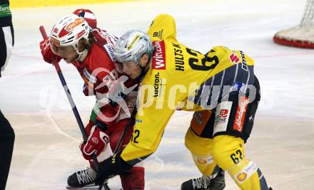 Eishockey ICE Bundesliga.  Winn2day ICE Hockey League. KAC gegen Vienna Capitals.  Mario Kempe  (KAC),  Mitch Hults  (Vienna Capitals). Klagenfurt am 21.11.2025.
Foto: Kuess
www.qspictures.net
---
pressefotos, pressefotografie, kuess, qs, qspictures, sport, bild, bilder, bilddatenbank