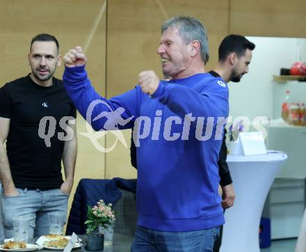 Handball Bundesliga. HLA. SC Ferlach gegen Linz. Jubel  Walter Perkounig (SCF).  Ferlach, am 22.11.2025.
Foto: Kuess
www.qspictures.net
---
pressefotos, pressefotografie, kuess, qs, qspictures, sport, bild, bilder, bilddatenbank