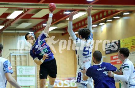 Handball Bundesliga. HLA. SC Ferlach gegen Linz. Toni Perkusic  (SCF), Andrei Klimavets  (Linz).  Ferlach, am 22.11.2025.
Foto: Kuess
www.qspictures.net
---
pressefotos, pressefotografie, kuess, qs, qspictures, sport, bild, bilder, bilddatenbank