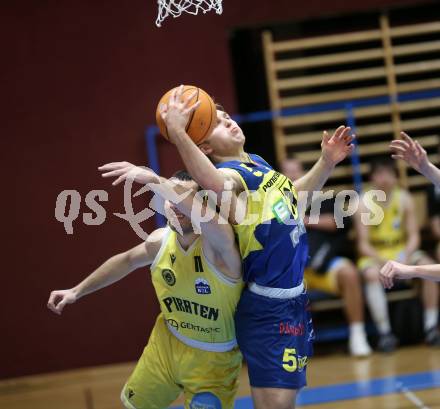 Basketball Austria CUP 2025/26 AF. Woerthersee Piraten gegen UBSC Graz. Andreas Nuck  (Piraten),  Zach Laput (Graz). Klagenfurt, am 22.11.2025.
Foto: Kuess
---
pressefotos, pressefotografie, kuess, qs, qspictures, sport, bild, bilder, bilddatenbank