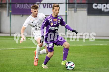 Fussball 2. Liga. SK Austria Klagenfurt gegen Amstetten. Marc Andre Schmerboeck   (Klagenfurt), Niklas Pertlwieser  (Amstetten).  Klagenfurt, 22.11..2025.
Foto: Kuess
www.qspictures.net
---
pressefotos, pressefotografie, kuess, qs, qspictures, sport, bild, bilder, bilddatenbank