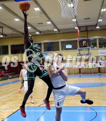 Basketball 2. Liga 2025/2026. Grunddurchgang 8. Runde.  KOS gegen Dornbirn Lions.  Samuel Seher (KOS), Aristote Bissokot  (Dornbirn). Klagenfurt, am 29.11.2025.
Foto: Kuess
---
pressefotos, pressefotografie, kuess, qs, qspictures, sport, bild, bilder, bilddatenbank