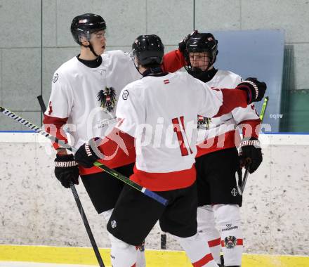 Eishockey. Laenderspiel U20 Oesterreich gegen Slowenien.  Torjubel Paul Schuster (AUT).  Ferlach, am 3.12.2025.
Foto: Kuess
www.qspictures.net
---
pressefotos, pressefotografie, kuess, qs, qspictures, sport, bild, bilder, bilddatenbank