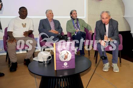 Fussball. Buchpraesentation 105 Jahre SK Austria Klagenfurt.  Kasim Ramadhani, Friedrich Koncilia, Franz Oberacher, Franz Hasil.   Klagenfurt, am 10.12.2025.
Foto: Kuess
www.qspictures.net
---
pressefotos, pressefotografie, kuess, qs, qspictures, sport, bild, bilder, bilddatenbank