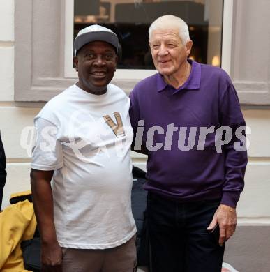 Fussball. Buchpraesentation 105 Jahre SK Austria Klagenfurt.  Kasim Ramadhani.   Klagenfurt, am 10.12.2025.
Foto: Kuess
www.qspictures.net
---
pressefotos, pressefotografie, kuess, qs, qspictures, sport, bild, bilder, bilddatenbank