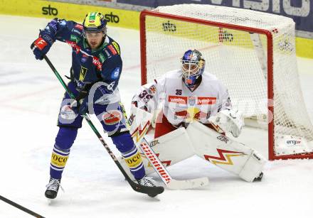 Eishockey ICE Bundesliga.  Winn2day ICE Hockey League. VSV gegen EC Red Bull Salzburg.  Maximilian Rebernig  (VSV),  Atte Tolvanen  (RBS). Villach am 12.12.2025.
Foto: Kuess
www.qspictures.net
---
pressefotos, pressefotografie, kuess, qs, qspictures, sport, bild, bilder, bilddatenbank