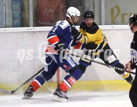 Eishockey AHC Division III Mitte.  EC Arnoldstein gegen HC Koettern I. Daniel Pichler  (Arnoldstein),  Johannes Reichel  (Koettern). Velden,  am 19.12.2025.
Foto: Kuess
www.qspictures.net
---
pressefotos, pressefotografie, kuess, qs, qspictures, sport, bild, bilder, bilddatenbank