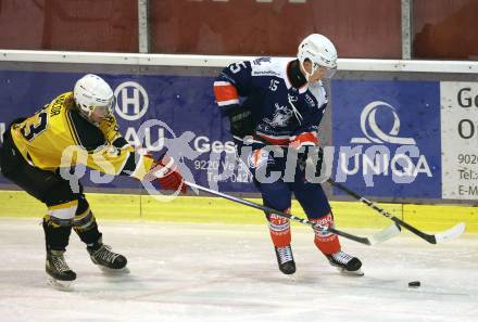 Eishockey AHC Division III Mitte.  EC Arnoldstein gegen HC Koettern I. Erik Macor (Arnoldstein),  Noah Marcel Rainer  (Koettern). Velden,  am 19.12.2025.
Foto: Kuess
www.qspictures.net
---
pressefotos, pressefotografie, kuess, qs, qspictures, sport, bild, bilder, bilddatenbank