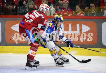 Eishockey ICE Bundesliga.  Winn2day ICE Hockey League. KAC gegen VSV.  Maximilian Preiml (KAC),  Johannes Tschurnig (VSV). Klagenfurt, am 27.12.2025.
Foto: Kuess
www.qspictures.net
---
pressefotos, pressefotografie, kuess, qs, qspictures, sport, bild, bilder, bilddatenbank