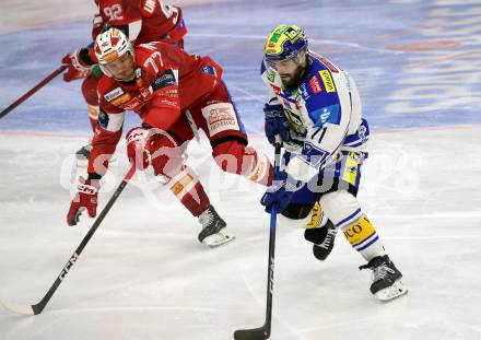 Eishockey ICE Bundesliga.  Winn2day ICE Hockey League. KAC gegen VSV. Mathias From  (KAC), Steven Strong   (VSV). Klagenfurt, am 27.12.2025.
Foto: Kuess
www.qspictures.net
---
pressefotos, pressefotografie, kuess, qs, qspictures, sport, bild, bilder, bilddatenbank