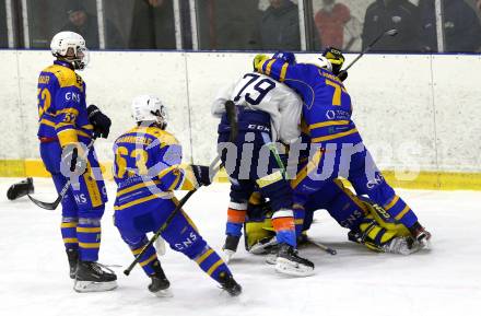 Eishockey AHC Division I. Althofen gegen Steindorf.  DULLER Christoph, HAMMERLE Simon , LAMEREINER Leon,  HORN Fabian , (Althofen),  PETRIK Benjamin,  (Steindorf). Althofen, am 3.1.2026.
Foto: Kuess
www.qspictures.net
---
pressefotos, pressefotografie, kuess, qs, qspictures, sport, bild, bilder, bilddatenbank
