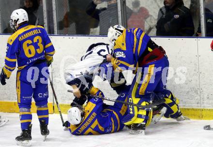 Eishockey AHC Division I. Althofen gegen Steindorf.   LAMEREINER Leon,  HORN, Fabian , (Althofen),  PETRIK, Benjamin   (Steindorf). Althofen, am 3.1.2026.
Foto: Kuess
www.qspictures.net
---
pressefotos, pressefotografie, kuess, qs, qspictures, sport, bild, bilder, bilddatenbank