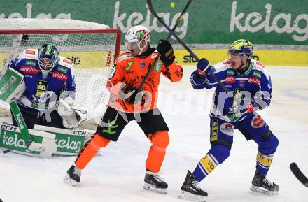 Eishockey ICE Bundesliga.  Winn2day ICE Hockey League. VSV gegen Graz99ers  Dylan Macpherson (VSV),  Michael Schiechl  (Graz). Villach, am 30.12.2025.
Foto: Kuess
www.qspictures.net
---
pressefotos, pressefotografie, kuess, qs, qspictures, sport, bild, bilder, bilddatenbank