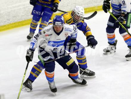 Eishockey AHC Division I. Althofen gegen Steindorf.  DULLER, Christoph  (Althofen), GELFANOV, Ruslan    (Steindorf). Althofen, am 3.1.2026.
Foto: Kuess
www.qspictures.net
---
pressefotos, pressefotografie, kuess, qs, qspictures, sport, bild, bilder, bilddatenbank