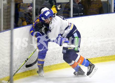 Eishockey AHC Division I. Althofen gegen Steindorf.  Kevin Schettina (Althofen),   Martin Oraze  (Steindorf). Althofen, am 3.1.2026.
Foto: Kuess
www.qspictures.net
---
pressefotos, pressefotografie, kuess, qs, qspictures, sport, bild, bilder, bilddatenbank