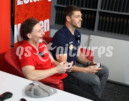Eishockey ICE Bundesliga.  Winn2day ICE Hockey League. Vorschaufotos Derby  KAC gegen VSV.  David Maier (KAC), Thomas Vallant (VSV). Klagenfurt, am 28.11.2025.
Foto: Kuess
www.qspictures.net
---
pressefotos, pressefotografie, kuess, qs, qspictures, sport, bild, bilder, bilddatenbank