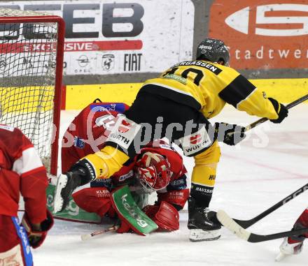 Eishockey ICE Bundesliga.  Winn2day ICE Hockey League. KAC gegen HC Falkenstein Pustertal.   Florian Vorauer (KAC),  Raphael Andergassen   (Pustertal). Klagenfurt, am 5.1.2026
Foto: Kuess
www.qspictures.net
---
pressefotos, pressefotografie, kuess, qs, qspictures, sport, bild, bilder, bilddatenbank
