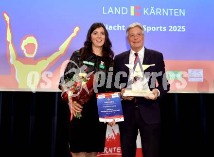 Nacht des Sports 2025 Ehrungen des Kaerntner Sportjahres 2025.  Sportlergala. Magdalena Lobnig, LH Peter Kaiser  . Velden, am 22.12.2025. 
Foto: Kuess
www.qspictures.net
---
pressefotos, pressefotografie, kuess, qs, qspictures, sport, bild, bilder, bilddatenbank