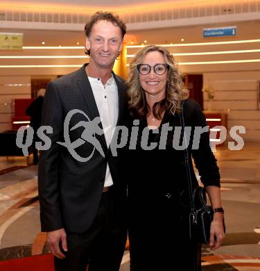 Nacht des Sports 2025 Ehrungen des Kaerntner Sportjahres 2025.  Sportlergala. Heinz Kuttin, Gabi. .Velden, am 22.12.2025. 
Foto: Kuess
www.qspictures.net
---
pressefotos, pressefotografie, kuess, qs, qspictures, sport, bild, bilder, bilddatenbank