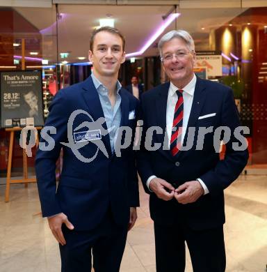 Nacht des Sports 2025 Ehrungen des Kaerntner Sportjahres 2025.  Sportlergala. Luca Rauchenwald, LH Peter Kaiser . Velden, am 22.12.2025. 
Foto: Kuess
www.qspictures.net
---
pressefotos, pressefotografie, kuess, qs, qspictures, sport, bild, bilder, bilddatenbank
