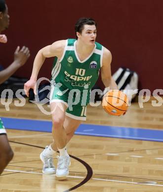 Basketball 2. Liga 2025/2026. Grunddurchgang 12. Runde.  Woerthersee Piraten gegen Basketball Klub Rapid Wien. Samuel Camagni (Wien). Klagenfurt, am 6.1.2026
Foto: Kuess
---
pressefotos, pressefotografie, kuess, qs, qspictures, sport, bild, bilder, bilddatenbank