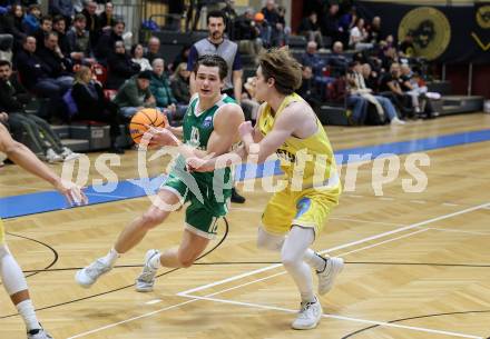 Basketball 2. Liga 2025/2026. Grunddurchgang 12. Runde.  Woerthersee Piraten gegen Basketball Klub Rapid Wien.  Emilio Rozmann (Piraten),  Samuel Camagni (Wien). Klagenfurt, am 6.1.2026
Foto: Kuess
---
pressefotos, pressefotografie, kuess, qs, qspictures, sport, bild, bilder, bilddatenbank