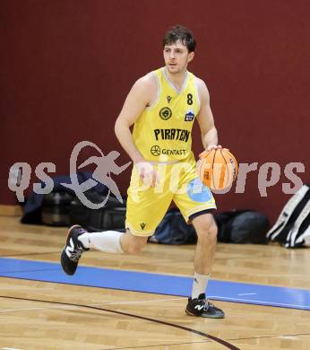 Basketball 2. Liga 2025/2026. Grunddurchgang 12. Runde.  Woerthersee Piraten gegen Basketball Klub Rapid Wien. Elias Podany (Piraten),  Klagenfurt, am 6.1.2026
Foto: Kuess
---
pressefotos, pressefotografie, kuess, qs, qspictures, sport, bild, bilder, bilddatenbank