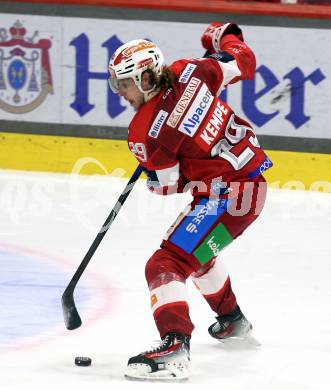 Eishockey ICE Bundesliga.  Winn2day ICE Hockey League. KAC gegen VSV. Mario Kempe  (KAC). Klagenfurt, am 27.12.2025.
Foto: Kuess
www.qspictures.net
---
pressefotos, pressefotografie, kuess, qs, qspictures, sport, bild, bilder, bilddatenbank