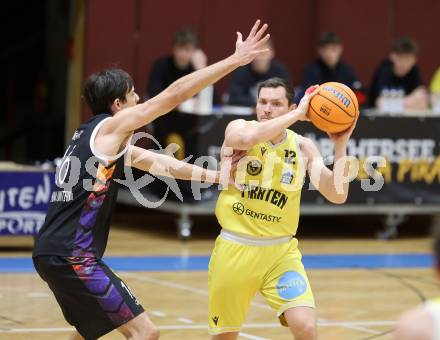 Basketball 2. Liga 2025/2026. Grunddurchgang 15. Runde.  Woerthersee Piraten gegen Vienna United.  Jan-Arne Apschner (Piraten),  Mathias Mailath-Pokorny (Vienna). Klagenfurt, am 24.1.2026
Foto: Kuess
---
pressefotos, pressefotografie, kuess, qs, qspictures, sport, bild, bilder, bilddatenbank