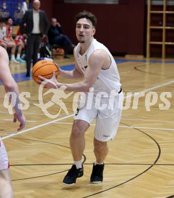 Basketball 2. Liga 2025/2026. Grunddurchgang 16. Runde.  KOS Celovec gegen Upper Austrian Ballers.  Edis Muric (KOS),  (Austrian Ballers). Klagenfurt, am 31.1.2026
Foto: Kuess
---
pressefotos, pressefotografie, kuess, qs, qspictures, sport, bild, bilder, bilddatenbank