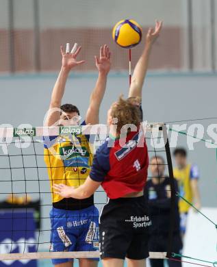 Volleyball.  Austrian Volley League Men.  VBK Kelag Woerther-See-Loewen Klagenfurt gegen SK Zadruga Aich/Dob.  Elias Benedikt HOLZINGER  (Woerthersee-Loewen),  Armands ROKJANS (Aich/Dob). Klagenfurt, am 31.1.2026.
Foto: Kuess
www.qspictures.net
---
pressefotos, pressefotografie, kuess, qs, qspictures, sport, bild, bilder, bilddatenbank