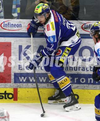 Eishockey ICE Bundesliga.  Winn2day ICE Hockey League. VSV gegen Graz99ers  Nikita Scherbak  (VSV). Villach, am 30.12.2025.
Foto: Kuess
www.qspictures.net
---
pressefotos, pressefotografie, kuess, qs, qspictures, sport, bild, bilder, bilddatenbank
