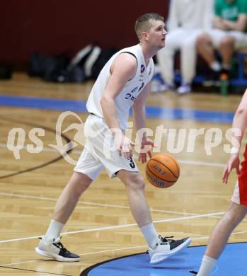 Basketball 2. Liga 2025/2026. Grunddurchgang 16. Runde.  KOS Celovec gegen Upper Austrian Ballers.   Jernej Andolsek Heine  (KOS),   Klagenfurt, am 31.1.2026
Foto: Kuess
---
pressefotos, pressefotografie, kuess, qs, qspictures, sport, bild, bilder, bilddatenbank