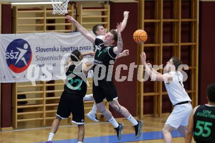 Basketball 2. Liga 2025/2026. Grunddurchgang 17. Runde.  KOS Celovec gegen Union Deutsch Wagram Alligators.  Samuel Seher, Jernej Andolsek Heine (KOS), Vitalii Shorstkiy, Philip Konate  (UDW Alligators). Klagenfurt, am 7.2.2026
Foto: Kuess
---
pressefotos, pressefotografie, kuess, qs, qspictures, sport, bild, bilder, bilddatenbank