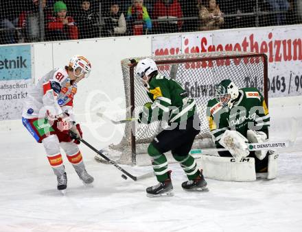 Eishockey Charity Spiel.  KAC gegen VST Adler Voelkermarkt.  Finn van Ee (KAC), Salzmann Konstantin, Poppe Christian   (Voelkermarkt).
Voelkermarkt, 14.2.2026.
Foto: Kuess
www.qspictures.net
---
pressefotos, pressefotografie, kuess, qs, qspictures, sport, bild, bilder, bilddatenbank