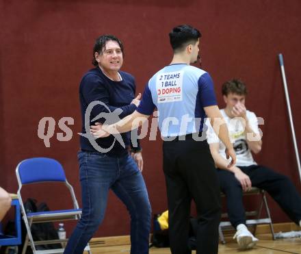 Basketball 2. Liga 2025/2026. Grunddurchgang 18. Runde.  Woerthersee Piraten gegen Future Team Steiermark.  Trainer Andreas Kuttnig  (Piraten),  Klagenfurt, am 14.2.2026
Foto: Kuess
---
pressefotos, pressefotografie, kuess, qs, qspictures, sport, bild, bilder, bilddatenbank