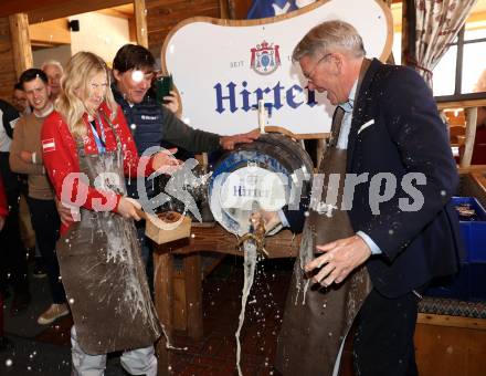 Snowboard. Empfang Silbermedaillengewinnerin bei Olympia Sabine Payer.  Sabine Payer, . Simonhoehe,  am 15.2.2026.
Foto: Kuess
www.qspictures.net
---
pressefotos, pressefotografie, kuess, qs, qspictures, sport, bild, bilder, bilddatenbank