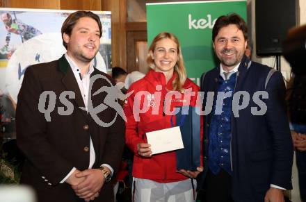 Snowboard. Empfang Silbermedaillengewinnerin bei Olympia Sabine Payer.  Sabine Payer, Bgm. Dietmar Rauter . Simonhoehe,  am 15.2.2026.
Foto: Kuess
www.qspictures.net
---
pressefotos, pressefotografie, kuess, qs, qspictures, sport, bild, bilder, bilddatenbank