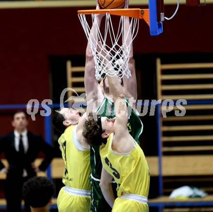 Basketball 2. Liga 2025/2026. Grunddurchgang 19. Runde.  Woerthersee Piraten gegen Dornbirn Lions.  Andreas Nuck, Lukas Simoner  (Piraten),  Noah Hupmann (Dornbirn). Klagenfurt, am 21.2.2026
Foto: Kuess
---
pressefotos, pressefotografie, kuess, qs, qspictures, sport, bild, bilder, bilddatenbank