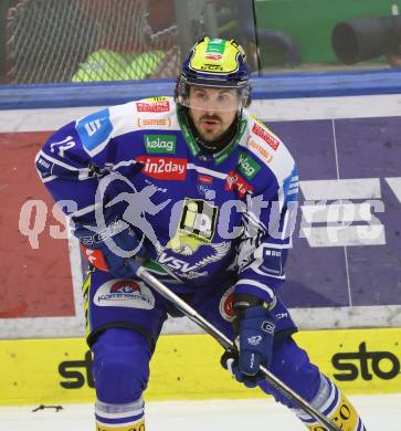 Eishockey ICE Bundesliga.  Winn2day ICE Hockey League. VSV gegen Black Wings Linz.  Adam Helewka  (VSV),     (Linz). Villach, am 4.3.2026.
Foto: Kuess
www.qspictures.net
---
pressefotos, pressefotografie, kuess, qs, qspictures, sport, bild, bilder, bilddatenbank