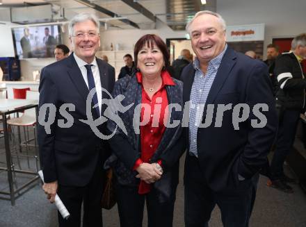 Verleihung des Gro&Atilde;�en Goldenen Ehrenzeichens an Landeshauptmann a.D. Franz Voves. LH Peter Kaiser, Monika Poeck, Herbert Poeck. Klagenfurt, am 16.2.2026.
Foto: Kuess
www.qspictures.net
---
pressefotos, pressefotografie, kuess, qs, qspictures, sport, bild, bilder, bilddatenbank