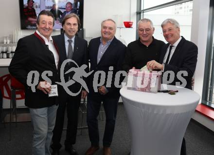 Verleihung des Gro&Atilde;�en Goldenen Ehrenzeichens an Landeshauptmann a.D. Franz Voves.  Hans Schaunig,  Franz Voves, Herbert Poeck, Hans Sulzer, LH Peter Kaiser. Klagenfurt, am 16.2.2026.
Foto: Kuess
www.qspictures.net
---
pressefotos, pressefotografie, kuess, qs, qspictures, sport, bild, bilder, bilddatenbank