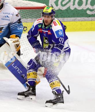 Eishockey ICE Bundesliga.  Winn2day ICE Hockey League. VSV gegen Black Wings Linz.   Nick Hutchison  (VSV). Villach, am 4.3.2026.
Foto: Kuess
www.qspictures.net
---
pressefotos, pressefotografie, kuess, qs, qspictures, sport, bild, bilder, bilddatenbank