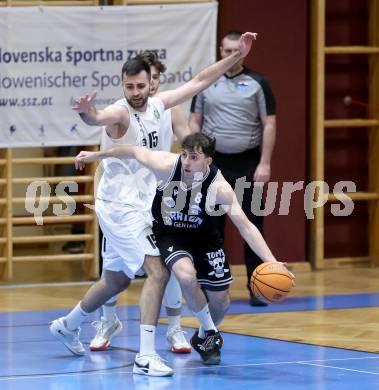 Basketball 2. Liga 2025/2026. Grunddurchgang 21. Runde.  KOS gegen Woerthersee Piraten.    Marin Sliskovic (KOS), Elias Podany  (Piraten). Klagenfurt, am 8.3.2026
Foto: Kuess
---
pressefotos, pressefotografie, kuess, qs, qspictures, sport, bild, bilder, bilddatenbank