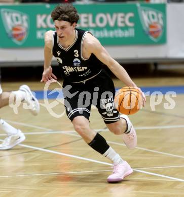 Basketball 2. Liga 2025/2026. Grunddurchgang 21. Runde.  KOS gegen Woerthersee Piraten.    Lukas Simoner (Piraten). Klagenfurt, am 8.3.2026
Foto: Kuess
---
pressefotos, pressefotografie, kuess, qs, qspictures, sport, bild, bilder, bilddatenbank